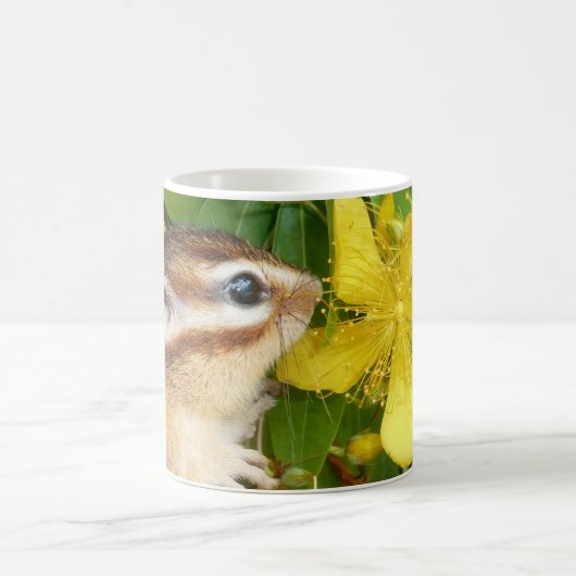 Gelbe Blume und Chipmunk (4) Kaffeetasse (Mittel)