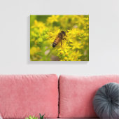 Gelbe Blume und Honigbiene Maleny 2016 Leinwanddruck (Insitu (Wohnzimmer))