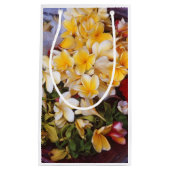 Gelbe Blume Weinbeutel Kleine Geschenktüte (Vorderseite)