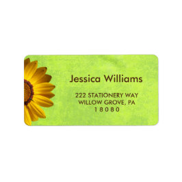 Gelbe Blumen auf Abstrakt-grüner Monogram Adressaufkleber