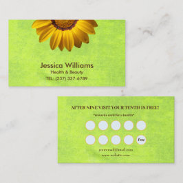 Gelbe Blumen auf Abstrakt-grüner Monogram Treuekarte