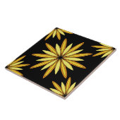 Gelbe Blumen auf einem schwarzen Hintergrund Fliese (Seite)