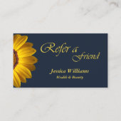 Gelbe Blumen auf Navy Blue-Hintergrund Monogram Empfehlungskarte (Vorderseite)