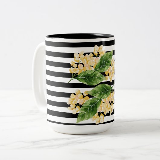 Gelbe Blumen auf schwarz-weißen Streifen Zweifarbige Tasse (Vorderseite Links)