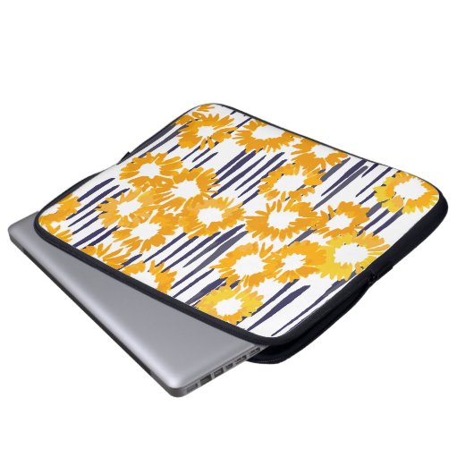 Gelbe Blumen: handbemalt Vintag Laptopschutzhülle (Vorne Knopf)