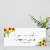 Gelbe Blumen Hochzeitstisch-Schild (Stehend Vorderseite)