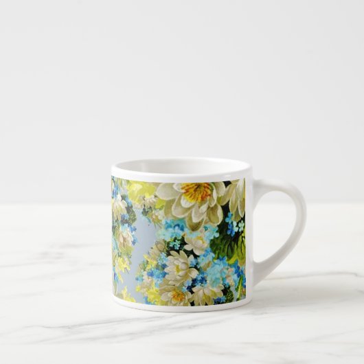Gelbe Blumen im Vintage-Blumenmuster Espressotasse (Rechts)