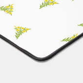 Gelbe Blumen mit grünen Blätter auf Weiß Schreibtischunterlage (Ecke)