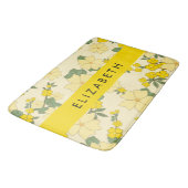 Gelbe Blumen, Muster von Blume, Ihr Name Badematte (Schrägansicht)