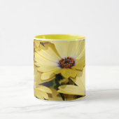 Gelbe Blumen Tasse (Zentrum)