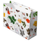 Gelbe Blumen und weiße Rosen 15 Große Geschenktüte (Vorderseite Schrägansicht)