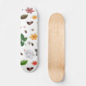 Gelbe Blumen und weiße Rosen 15 Skateboard (Vorderseite)