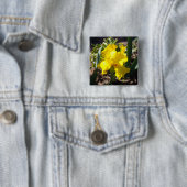 Gelbe blutende Iris-Pflanze, Button (Beispiel)
