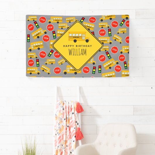 Gelbe Bushaltestelle der Schule Unterschreiben von Banner (Insitu)