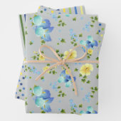 Gelbe Buttertassen und blaues Iriswackelpapier Geschenkpapier Set (Beispiel)