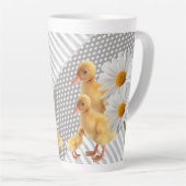 Gelbe Chicks Daisy Stripe Latte Tasse (Rechte Ecke)