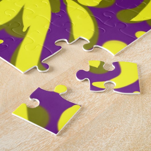 Gelbe Chrysanthemum-Blume Lila Abstrakt Puzzle (Seite)