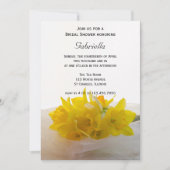 Gelbe Daffodien auf dem Brautparty des Weißen Früh Einladung (Vorderseite)