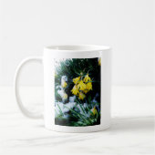 Gelbe Daffodien Blume im Schnee Kaffeetasse (Links)