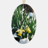 Gelbe Daffodien Blume im Schnee Keramikornament (Links)