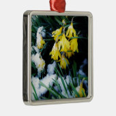Gelbe Daffodien Blume im Schnee Ornament Aus Metall (Rechts)