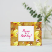 Gelbe Daffodien Geburtstags-Grußkarte Postkarte (Stehend Vorderseite)
