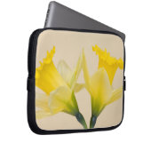 Gelbe Daffodien Laptopschutzhülle (Vorne Rechts)