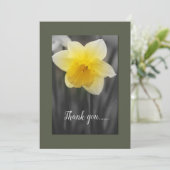 Gelbe Daffodilatine Danke Karte (Stehend Vorderseite)