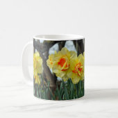 Gelbe Daffodische Blume Kaffeetasse (Vorderseite Links)