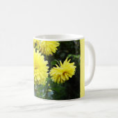 Gelbe Dahlien Kaffeetasse (VorderseiteRechts)