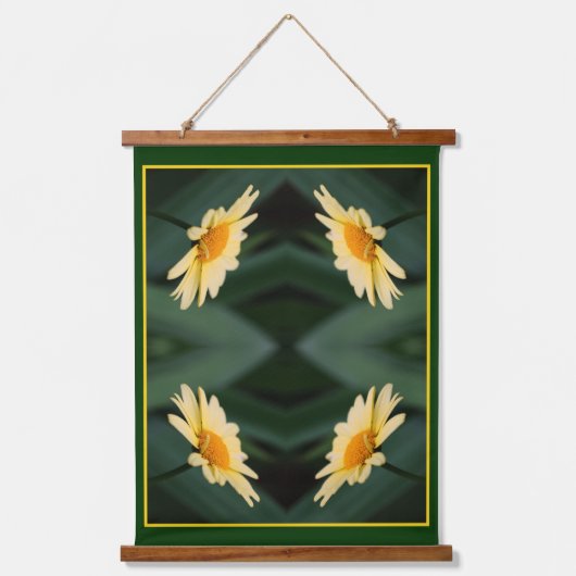 Gelbe Daisy-Blume Nah Abstrakt Wandteppich Mit Holzrahmen (Vorderseite)