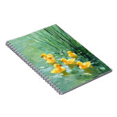 Gelbe Ducklings Teichgrüne Schilf Kunst Notizblock (Rechte Seite)