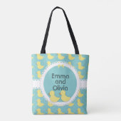 Gelbe Enten auf Aquamarinem Oma der Twins-Tasche Tasche (Rückseite)