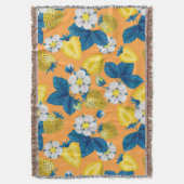 Gelbe Erdbeeren auf Orange Decke (Vorderseite Vertikal)