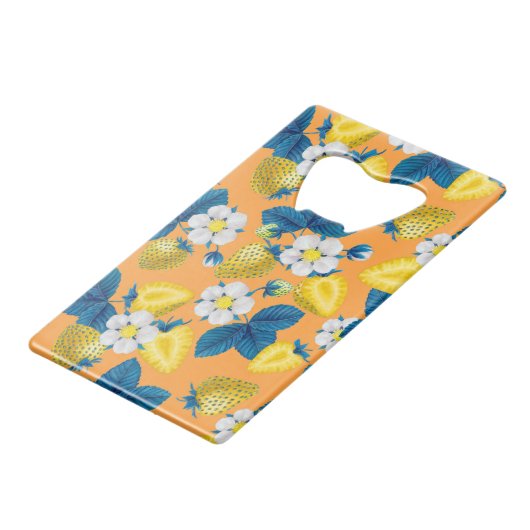 Gelbe Erdbeeren auf Orange Geldbeutel Flaschenöffner (Rückseite Schrägansicht)