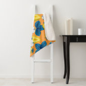 Gelbe Erdbeeren auf Orange Sherpadecke (Beispiel)