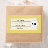 Gelbe Farbe mit Monogramm (Insitu)