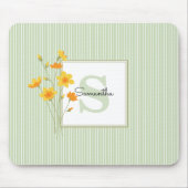 Gelbe Flora und Grünstreifen Mit Monogramm Mousepad (Vorne)