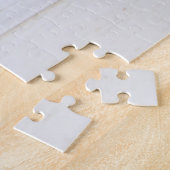 Gelbe Frühlingsblumen, weiße Putz. Puzzle (Seite)