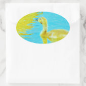 Gelbe Gänse mit hellblauem Wasser Ovaler Aufkleber (Tasche)