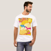 Gelbe Gingko-Blätter, nahtloses Muster. T-Shirt (Vorne ganz)