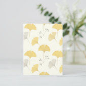 Gelbe Ginkgo-Fächerblätter wiederholen sich Postkarte (Stehend Vorderseite)
