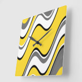 Gelbe graue Schwarz-weiße abstrakte Wellen Quadratische Wanduhr (Winkel)