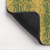 Gelbe grüne Schlange Hautfarbe Mousepad (Ecke)