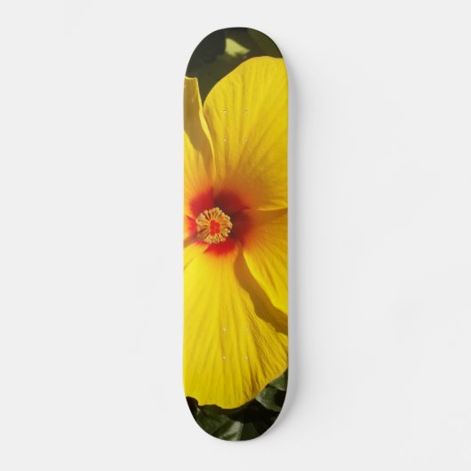 Gelbe Hibiskus Blume Skateboard (Vorderseite)
