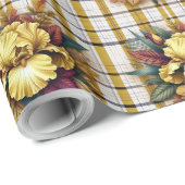 Gelbe Irisblende mit Herbstblättern im Karierten H Geschenkpapier (Rolleneckpunkt)