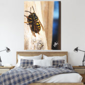 Gelbe Jacket in Freeland Leinwanddruck (Insitu (Schlafzimmer))