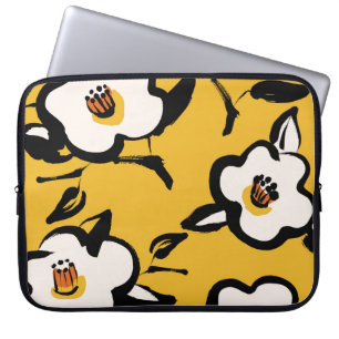 Gelbe Kamelie, skizzenhaftes florales Vintage. Laptopschutzhülle