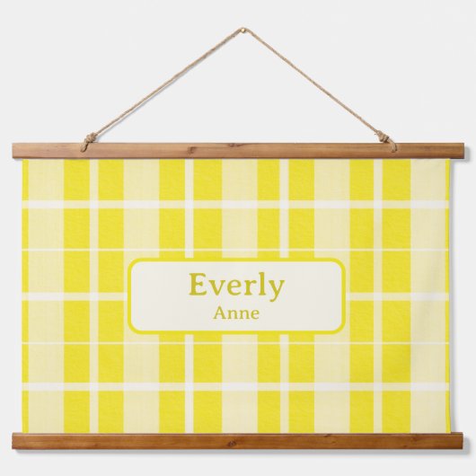 Gelbe Karierte Babyname Schild Kinderzimmer Dekora Wandteppich Mit Holzrahmen (Vorne)