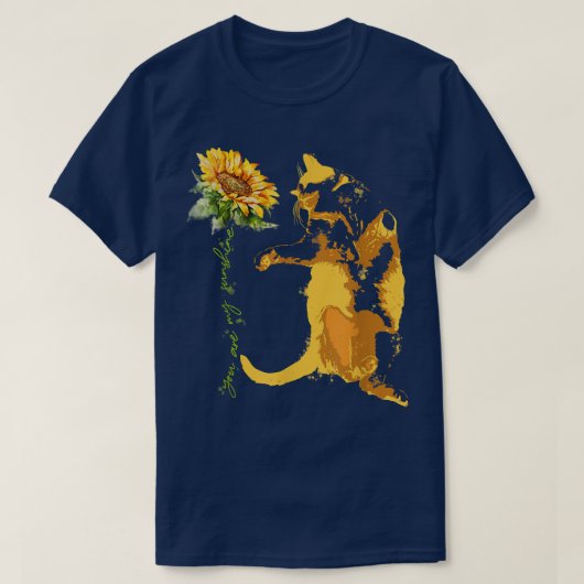 Gelbe Katze auf dem Rücken T-Shirt (Design vorne)
